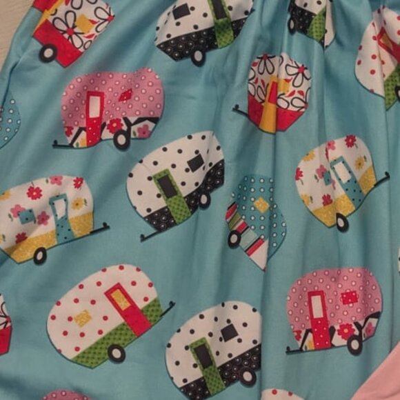 Vintage Camper Capri Set - Picture 3 of 4